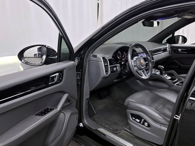 PORSCHE CAYENNE - 10