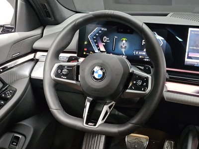 2025 BMW 5 SERIES — миниатюра 13