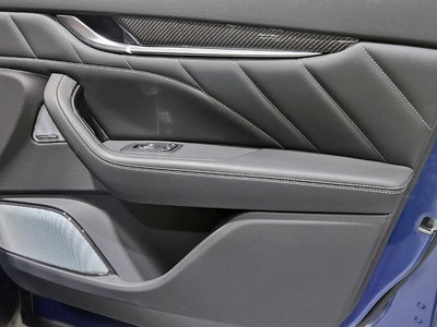 MASERATI LEVANTE - 9