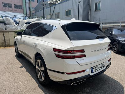 GENESIS GV80 - 3