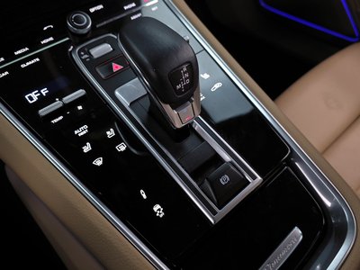 PORSCHE PANAMERA - 9