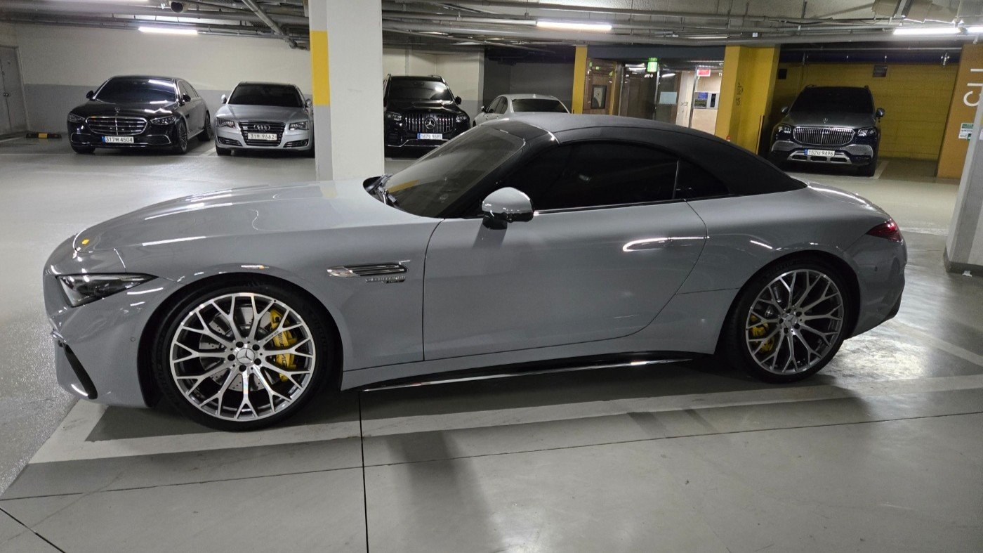 MERCEDES-BENZ SL - View 1