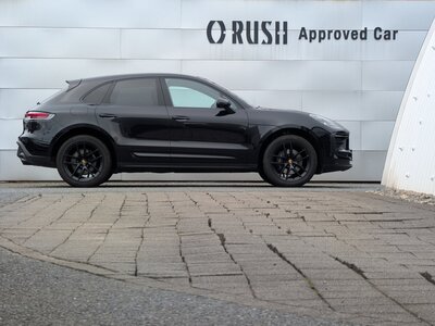PORSCHE MACAN - 3