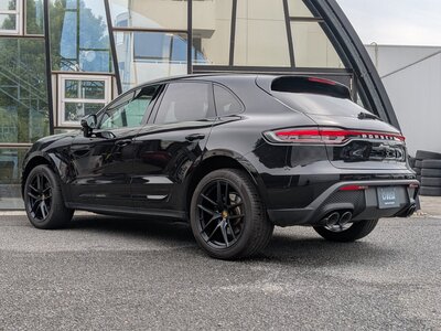 PORSCHE MACAN - 6