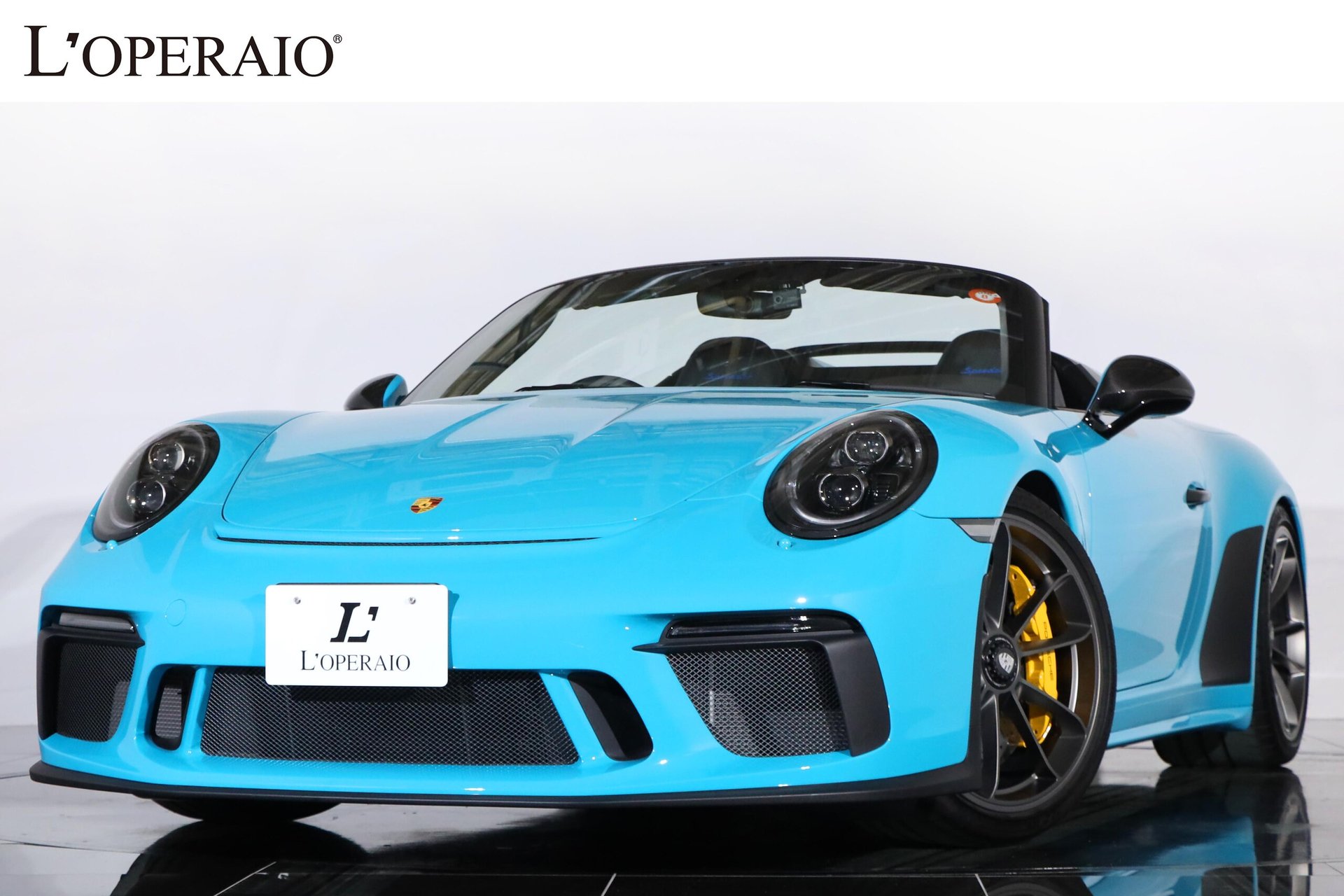 PORSCHE 911 CABRIOLET - View 1