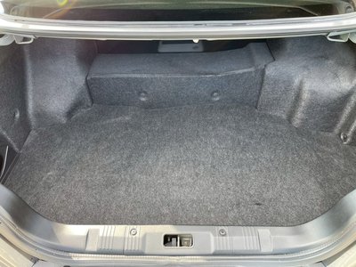 2001 Nissan SKYLINE 缩略图 68