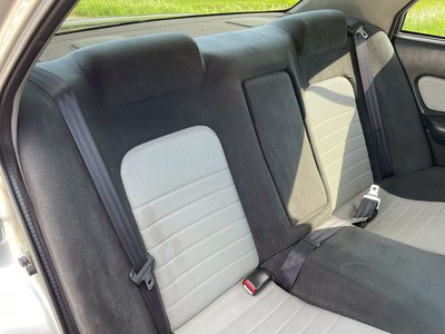 2001 Nissan SKYLINE 缩略图 64