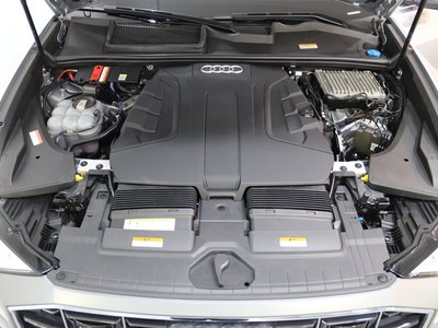 2021 AUDI Q8 photo 7