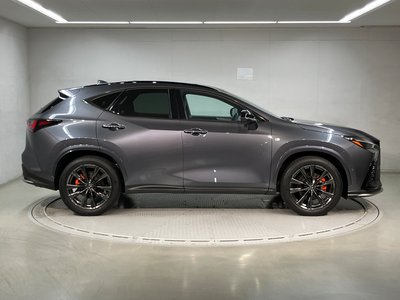 2023 Lexus NX photo 3