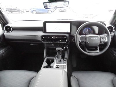 TOYOTA LAND CRUISER 250 - 10