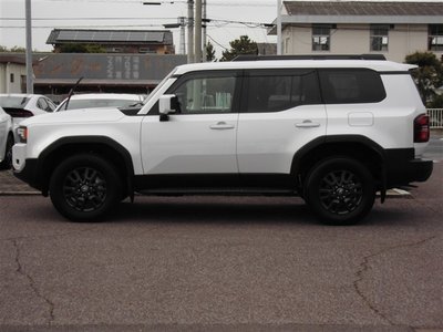 TOYOTA LAND CRUISER 250 - 3