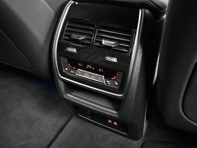 صورة مصغرة 31 لـ 2025 BMW X5