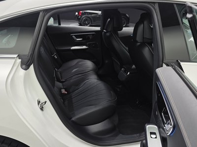 2024 Mercedes-BENZ EQE 缩略图 18