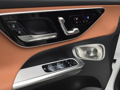 صورة مصغرة 32 لـ 2024 Mercedes-BENZ GLC