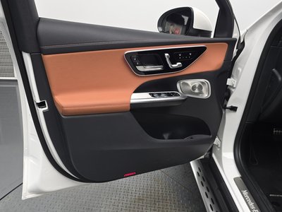 صورة مصغرة 14 لـ 2024 Mercedes-BENZ GLC