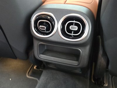 صورة مصغرة 31 لـ 2024 Mercedes-BENZ GLC