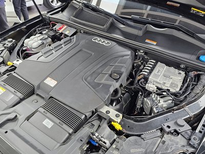 AUDI Q7 - 7