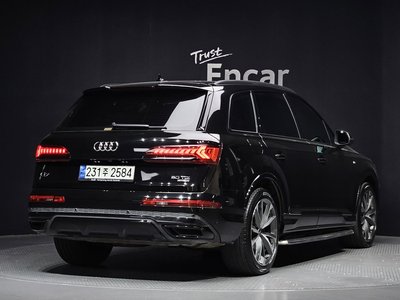 AUDI Q7 - 4