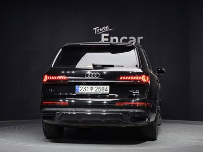 AUDI Q7 - 3