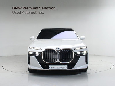 BMW 7 SERIES - 2
