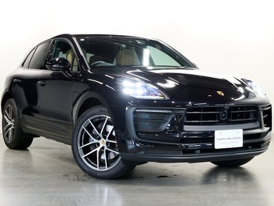 PORSCHE MACAN - 3