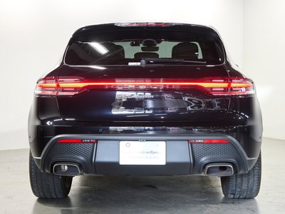 PORSCHE MACAN - 7