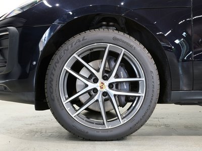 PORSCHE MACAN - 9