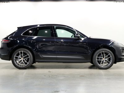 PORSCHE MACAN - 4