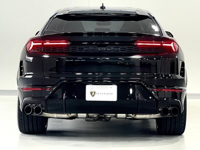 LAMBORGHINI URUS - 6