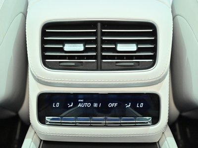 صورة مصغرة 56 لـ 2025 Mercedes-BENZ GLS MAYBACH