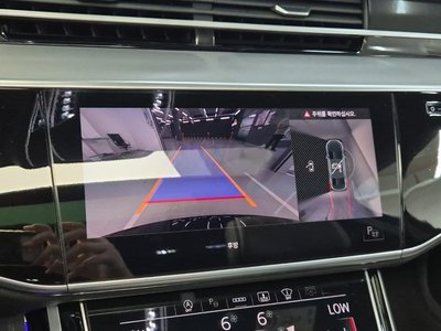 2021 AUDI A8 缩略图 15