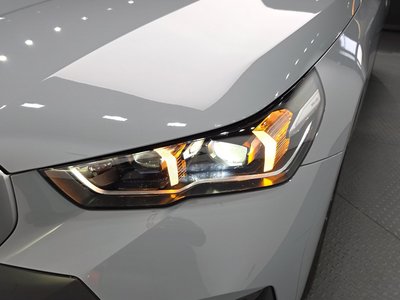 2025 BMW 5 SERIES photo 9