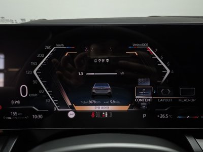 2025 BMW 5 SERIES — миниатюра 11