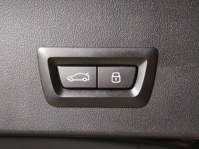 2025 BMW X3 缩略图 32