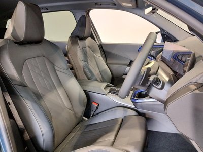 2025 BMW X3 缩略图 36