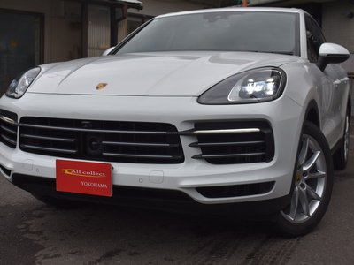 PORSCHE CAYENNE - 1