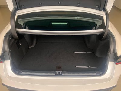 صورة مصغرة 20 لـ 2025 Lexus IS