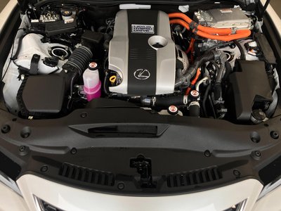 صورة مصغرة 7 لـ 2025 Lexus IS
