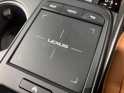 صورة مصغرة 29 لـ 2025 Lexus IS