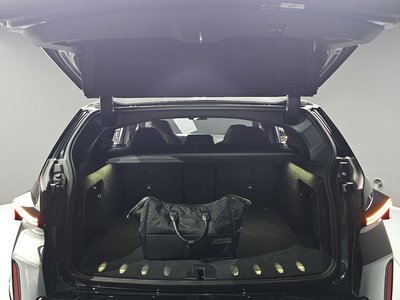 2023 BMW XM thumbnail 26