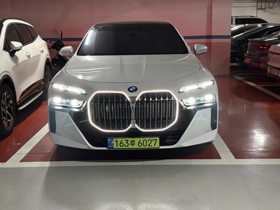 BMW 7 SERIES - 1