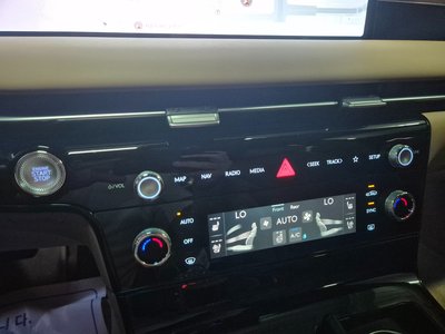 2024 Genesis G80 (RG3) — миниатюра 17