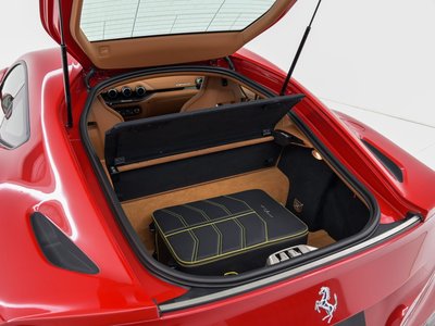 FERRARI F12 BERLINETTA - 10