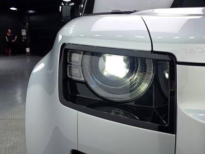 صورة 9 لـ 2021 LAND Rover DEFENDER