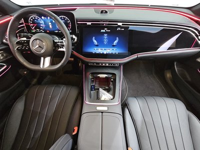2025 Mercedes-BENZ E-CLASS photo 4