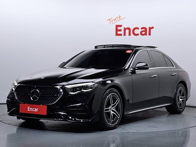 2025 Mercedes-BENZ E-CLASS photo 1