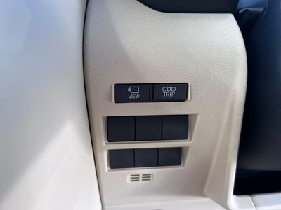 2023 Toyota LAND CRUISER 300 缩略图 31