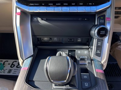 2023 Toyota LAND CRUISER 300 缩略图 33