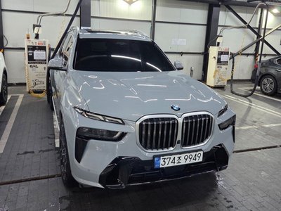 BMW X7 - 1