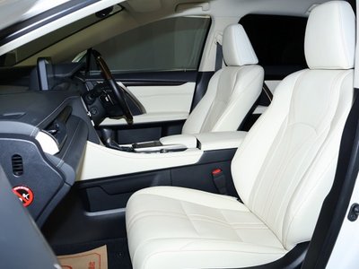 صورة 4 لـ 2021 Lexus RX